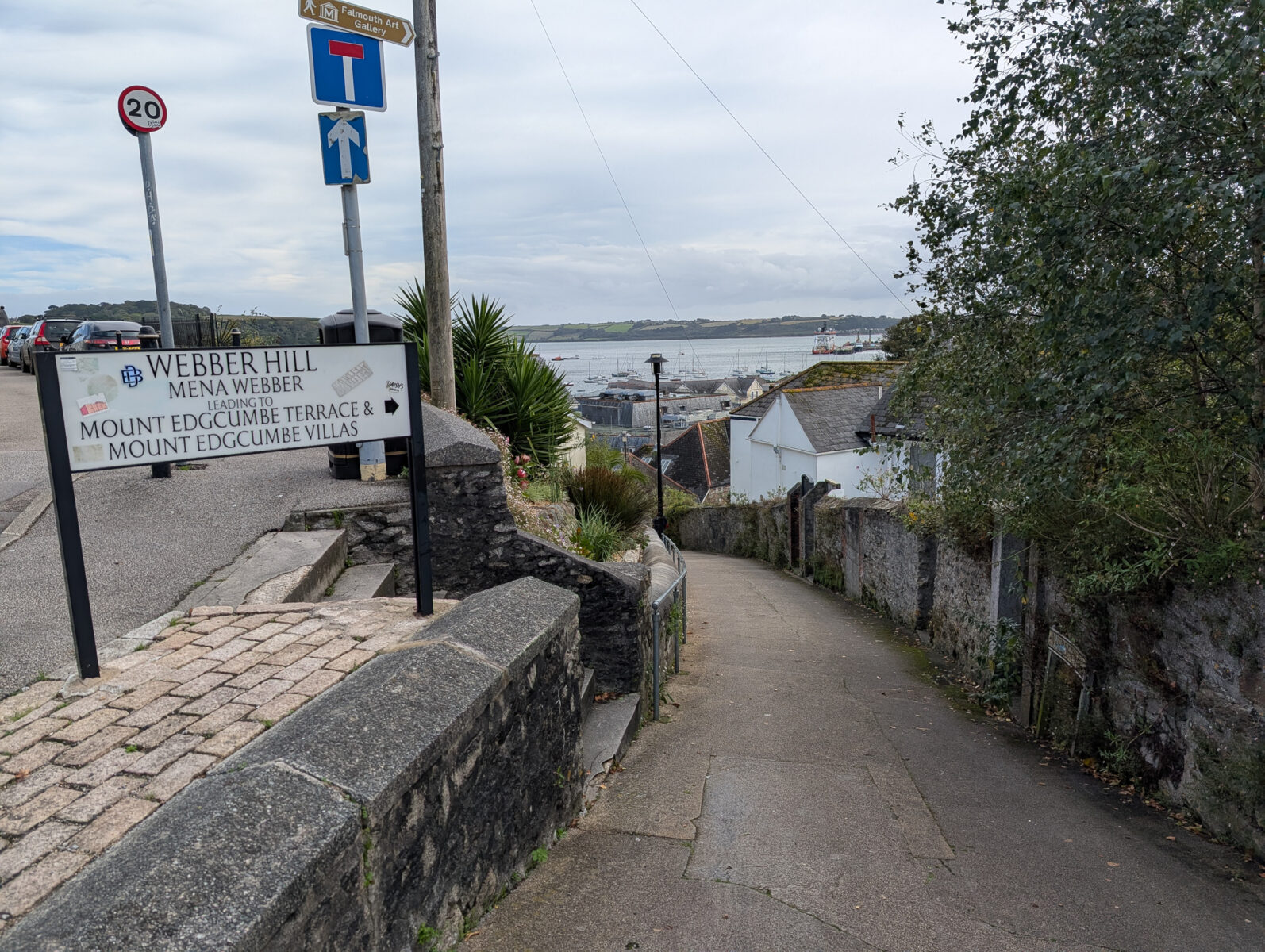 Top of Webber Hill looking down towards Gallery